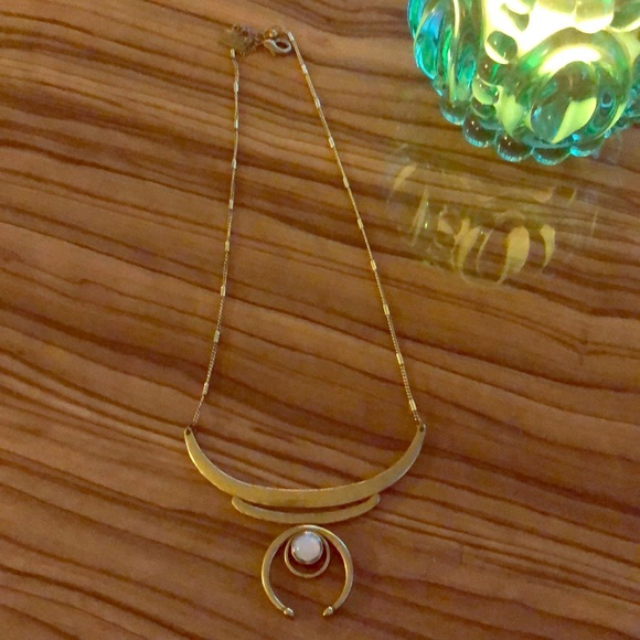 American Eagle Outfitters Jewelry - Gorgeous American Eagle necklace.